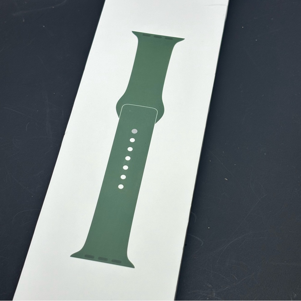 2021 Clover Apple Watch Band OEM